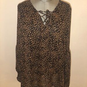 Women's Black and Tan Blouse New Sz LG